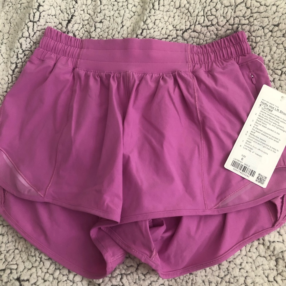 Lululemon Hotty hot